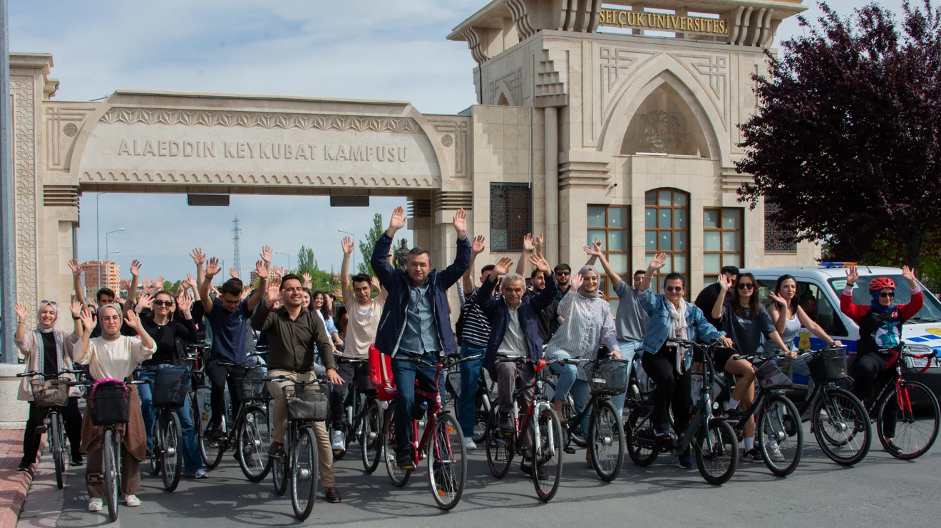 Selçuk Üniversitesinde pedallar sağlıklı yaşam için çevrildi